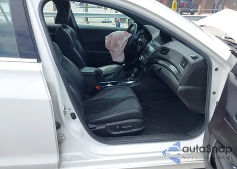 2019 Acura Ilx Premium A-Spec Packages/Technology A-Spec Packages from USA, damaged, VIN 19UDE2F82KA005159